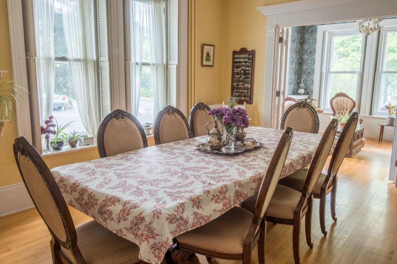 Auberge De La Visitation Lévis Dış mekan fotoğraf